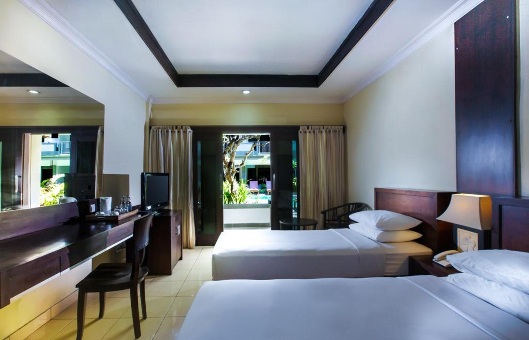 Champlung Mas Hotel Legian Exterior photo